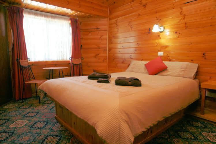 Bronte Park Highland Cottages Екстер'єр фото